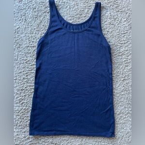 Stretchy tank top
